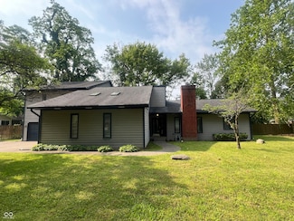 945 Fox Hill Dr, Indianapolis, IN 46228