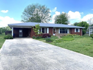 205 Apple St, Baxter, TN 38544