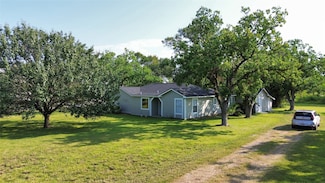 19506 Old Galveston Rd, Webster, TX 77598