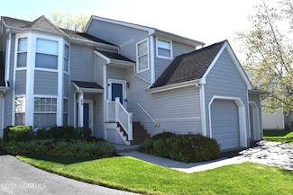 49 Poplar Place, Freehold, NJ 07728