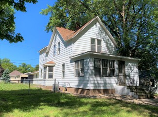 809 N 7th St, Montevideo, MN 56265