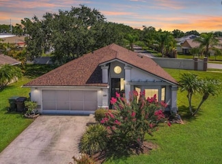 2656 Horseshoe Bay Dr, Kissimmee, FL 34741