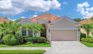 3207 77th Dr E, Sarasota, FL 34243