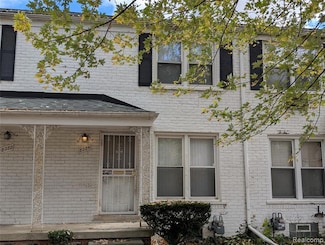 8288 Schaefer Hwy, Detroit, MI 48228