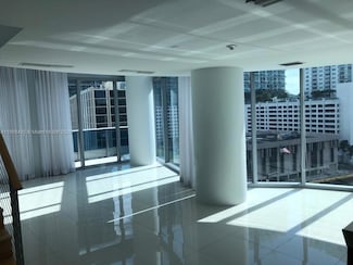 200 Biscayne Boulevard Way Unit 902, Miami, FL 33131