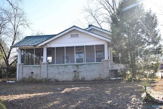 701 Windsor St, Gadsden, AL 35903