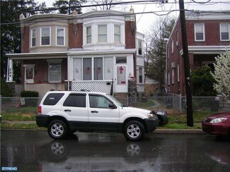 336 Powhattan St, Essington, PA 19029