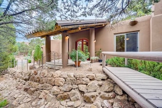 1404 Tesuque Creek Rd, Santa Fe, NM 87501