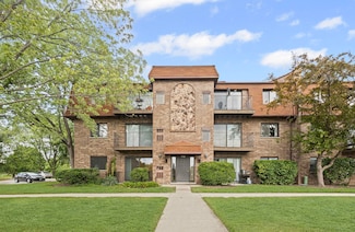 113 W Brandon Ct Unit E11, Palatine, IL 60067