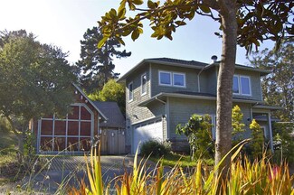 1300 Cedar St, Montara, CA 94037