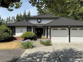 13508 Cascadian Way, Everett, WA 98208