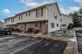 3330 S Oaklawn Cir, Bloomington, IN 47401
