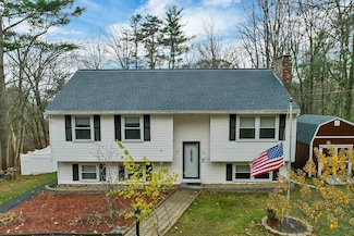 121 Hackett Hill Rd, Hooksett, NH 03106