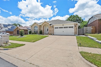 1604 Barclay Dr, Arlington, TX 76018