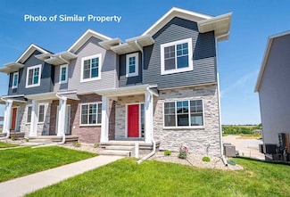 602 Catherine Dr, Tiffin, IA 52340