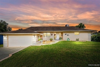 3945 N Timucua Point, Crystal River, FL 34428