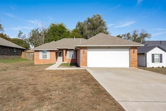 1205 Coffey Dr, Perry, OK 73077