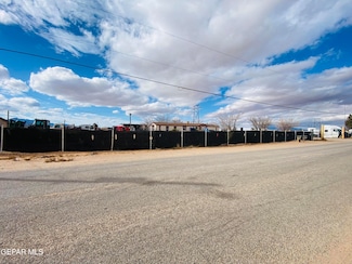 220 Jung Sun Ln, Chaparral, NM 88081