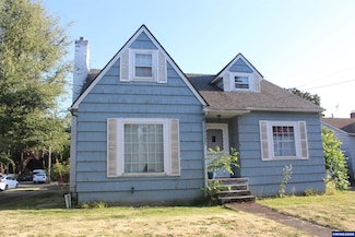 1898 Market St NE, Salem, OR 97301