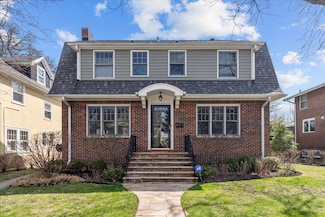 867 Lincoln Ave, Winnetka, IL 60093