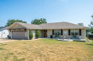 534 Beachview Cir, Hot Springs National Park, AR 71913
