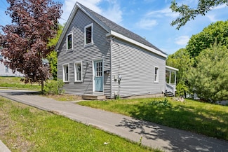 41 Parker St, Bangor, ME 04401