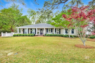 210 Mershon St, Fairhope, AL 36532