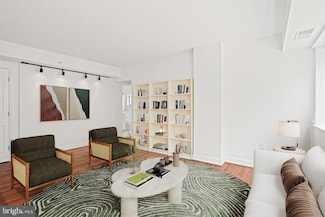 1225 13th St NW Unit 306, Washington, DC 20005