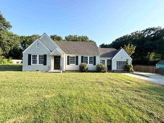 1010 Mosby Rd, Memphis, TN 38116
