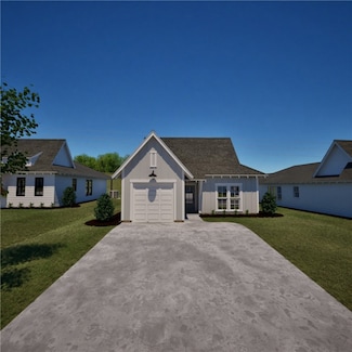 062 Summer St, Opelika, AL 36801