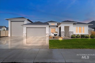 12156 W Cobalt Lake Dr, Star, ID 83669