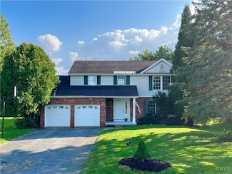 8447 Rollercoaster Dr, Cicero, NY 13039