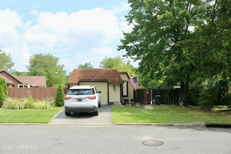 29 Blue Jay Ct Unit 1000, Howell, NJ 07731
