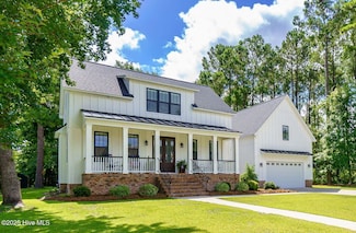 2108 Hidden Harbor Dr, New Bern, NC 28562