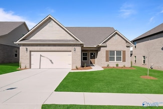 418 Tracer St, Huntsville, AL 35811