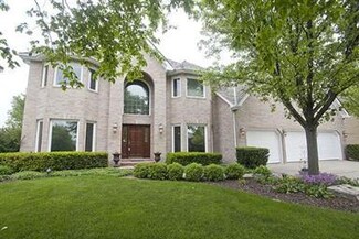 2227 Sable Oaks Dr, Naperville, IL 60564