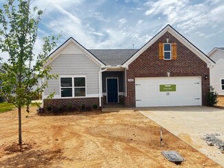 1424 English Oak Dr, Clarksville, TN 37043