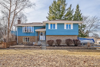 1200 Lincoln Ave, Fox River Grove, IL 60021