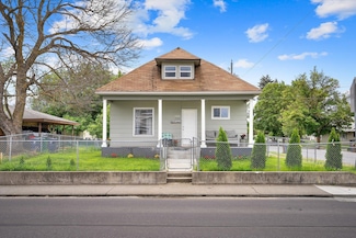 2702 E Wellesley Ave, Spokane, WA 99217