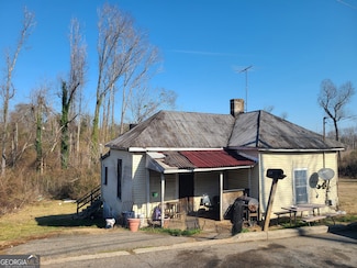 108 Savannah St, Newnan, GA 30263