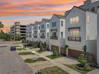 2520 Ohsfeldt St, Houston, TX 77008