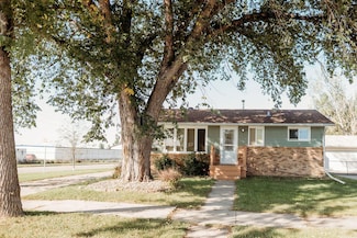 1424 4th Ave SW, Aberdeen, SD 57401