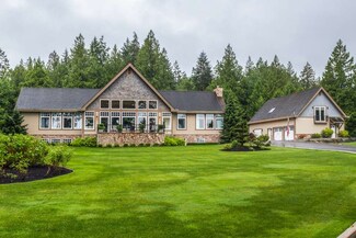 2039 Whalen Dr, Point Roberts, WA 98281