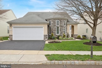 1105 Maxwell Manor, Warwick, PA 18974