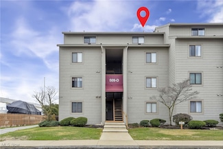 509 W Lakeshore Dr Unit E6, Port Clinton, OH 43452