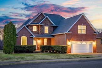 1105 Drakes Cove Rd N, Adams, TN 37010