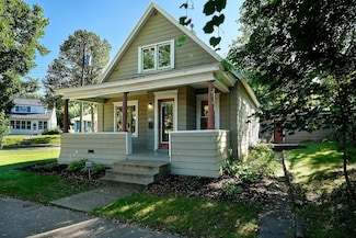 894 23rd Ave SE, Minneapolis, MN 55414