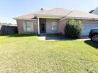 435 Chemin Metairie Rd, Youngsville, LA 70592