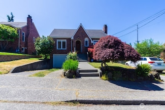 507 NE 91st St, Seattle, WA 98115