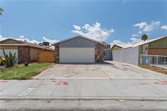 6017 Natures Dr, Las Vegas, NV 89122